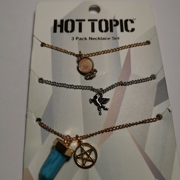 Hot topic necklace set - Picture 1 of 2